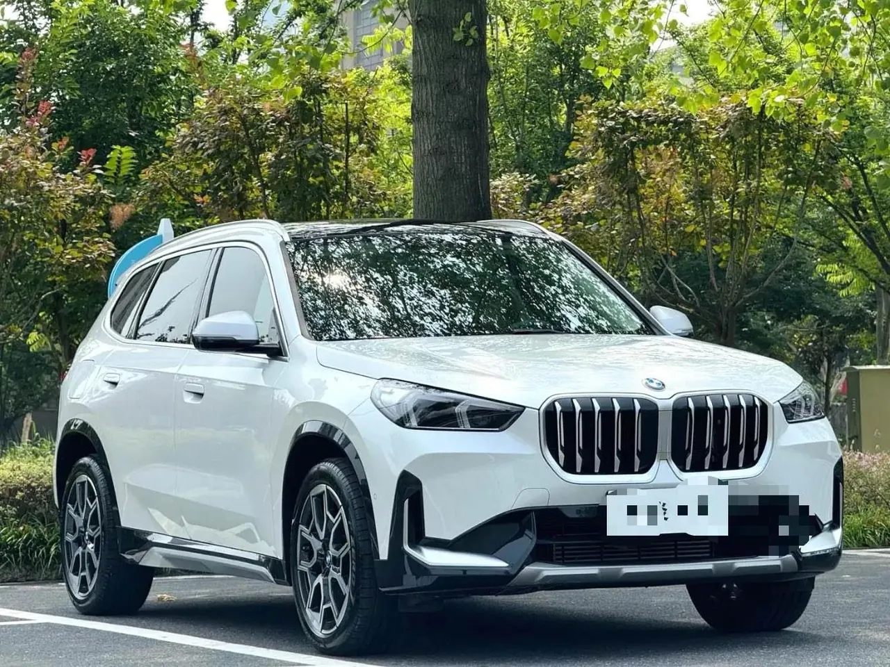 BMW 2024 X1 sDrive25Li 2.0T X design set automatic gear 3