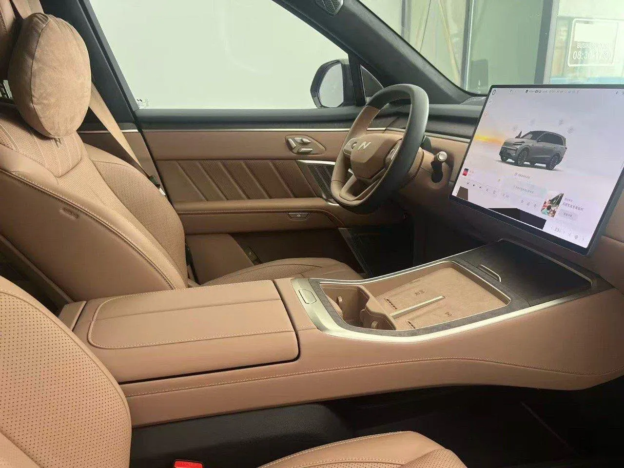 ONVO 2026 L90 Ultra six-seat automatic gear 3