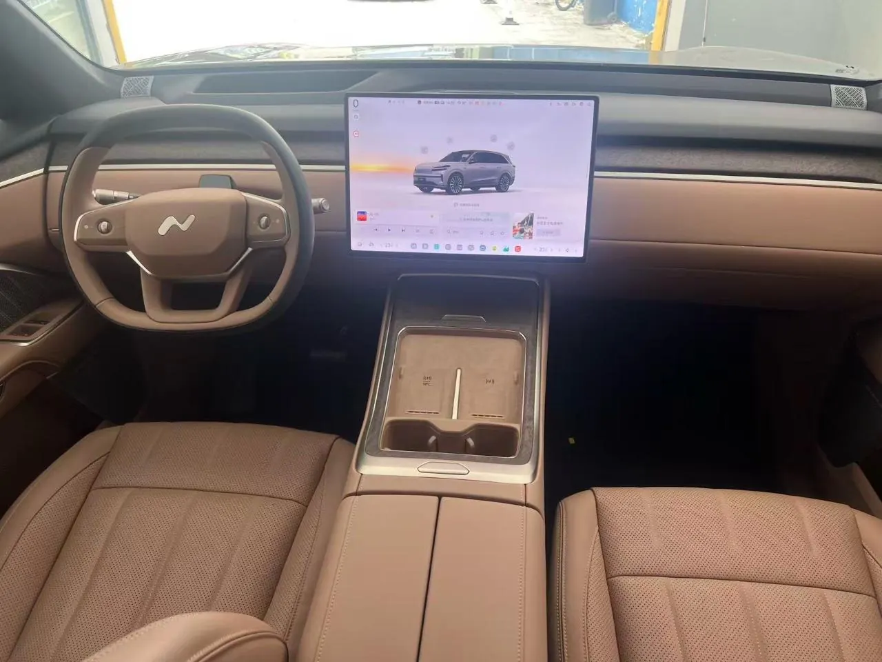 ONVO 2026 L90 Ultra six-seat automatic gear 4