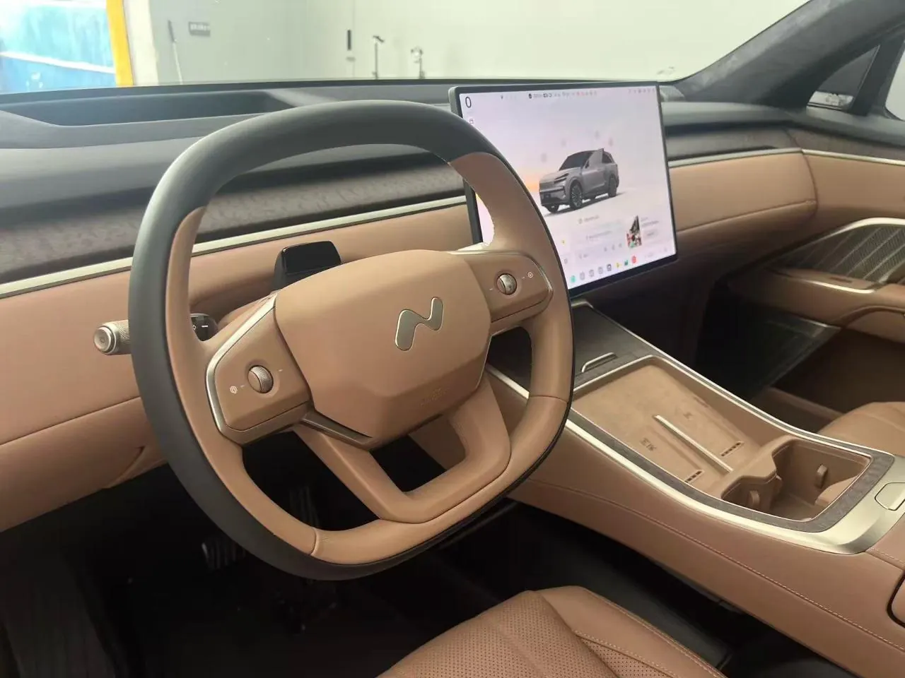 ONVO 2026 L90 Ultra six-seat automatic gear 6