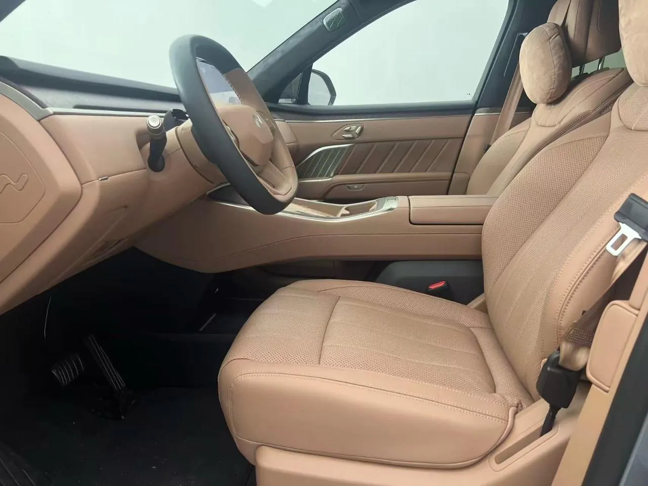 ONVO 2026 L90 Ultra six-seat automatic gear 7