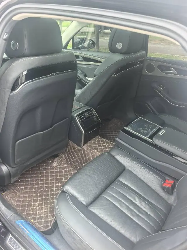 HongQi 2020 H9 48V 2.0T Zhilian Qi Chang Edition Automatic Gear 8