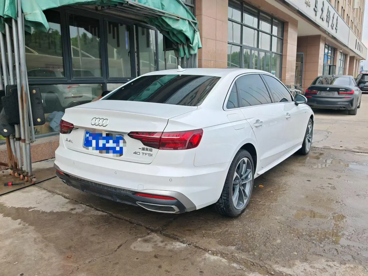 Audi 2025 A4L 2.0TFSI 40TFSI 2 million Yuexiang Edition Fashion Dynamic Automatic Gear 5