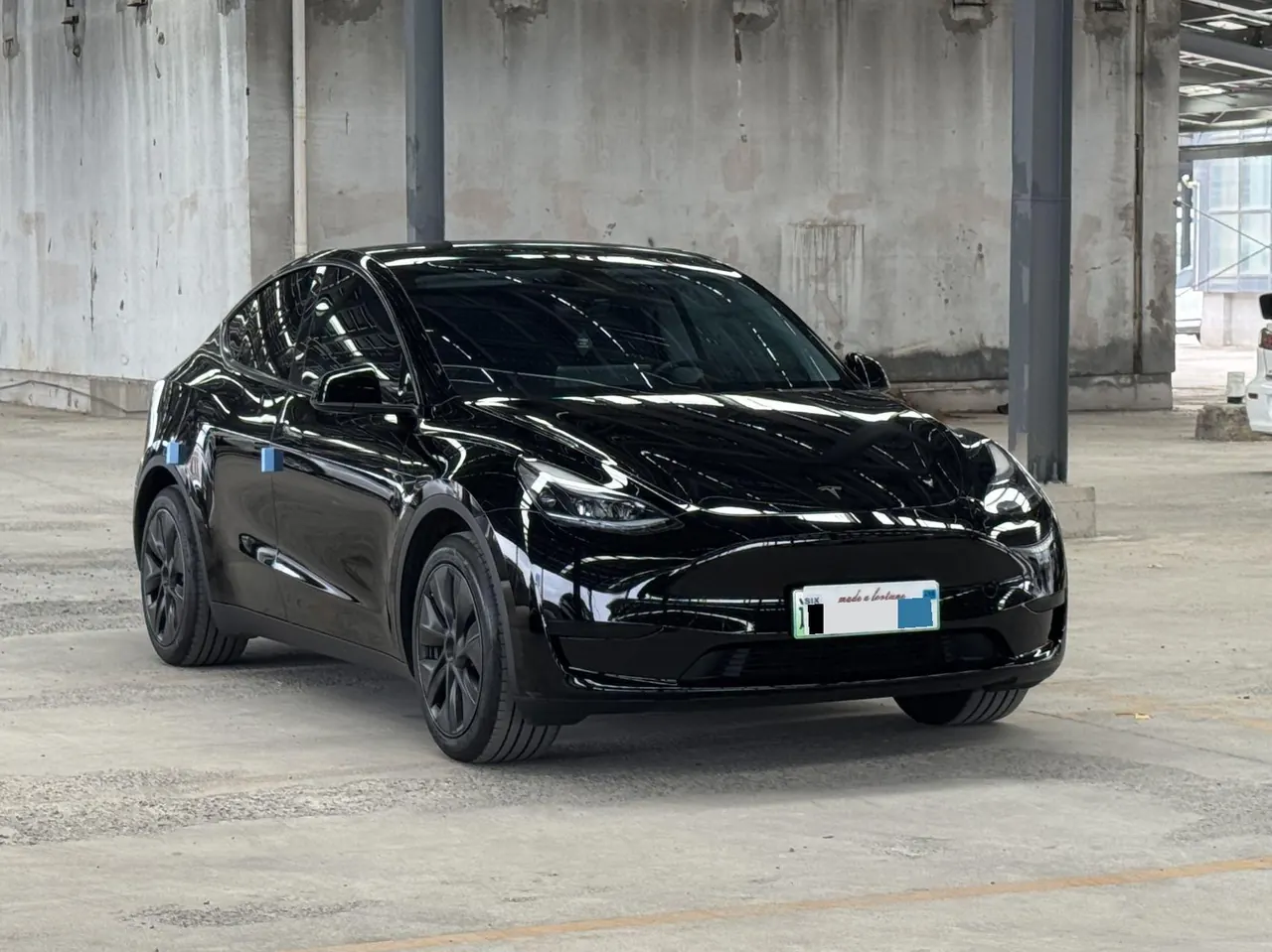 Tesla 2024 Model Y rear-wheel drive version automatic transmission 3