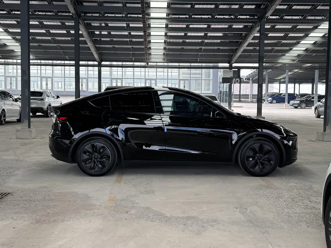 Tesla 2024 Model Y rear-wheel drive version automatic transmission 4