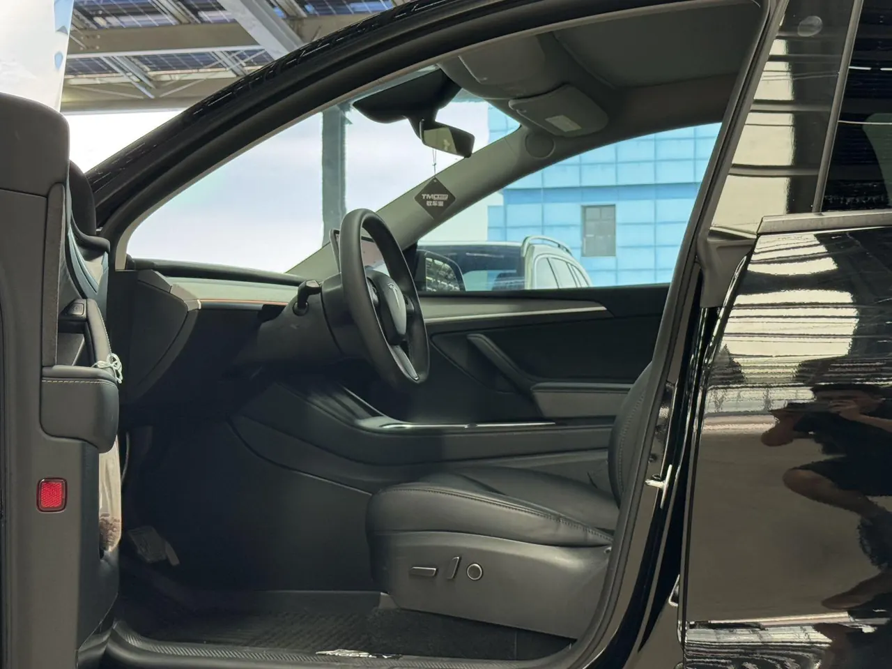 Tesla 2024 Model Y rear-wheel drive version automatic transmission 5