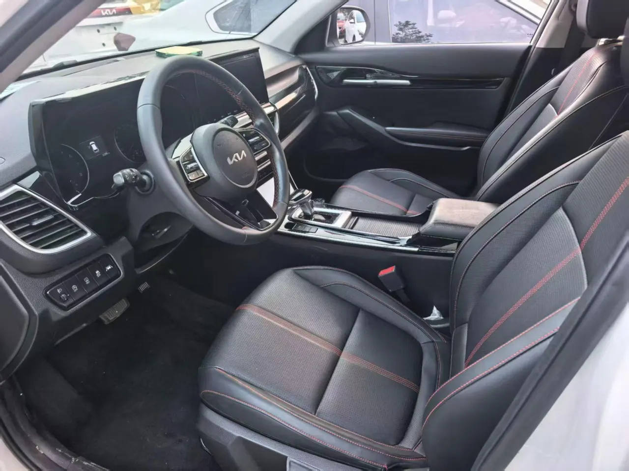 Kia 2021 KX3 (Aopao) 1.5 Stepless Trend Edition Automatic Gear 3