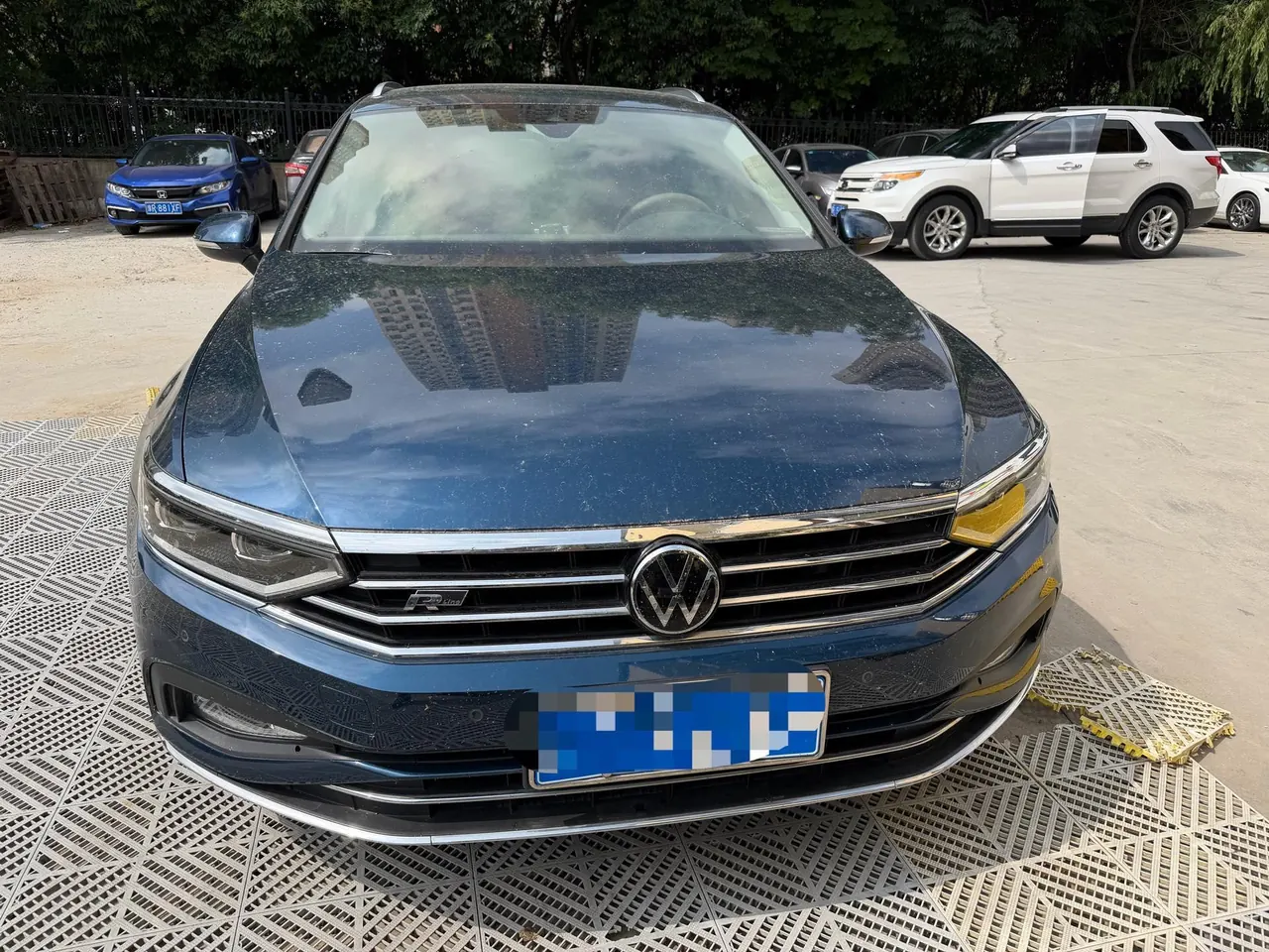 Volkswagen Weilan (Imported) 2021 Weilan 2.0TSI Free Edition Automatic Gear 2