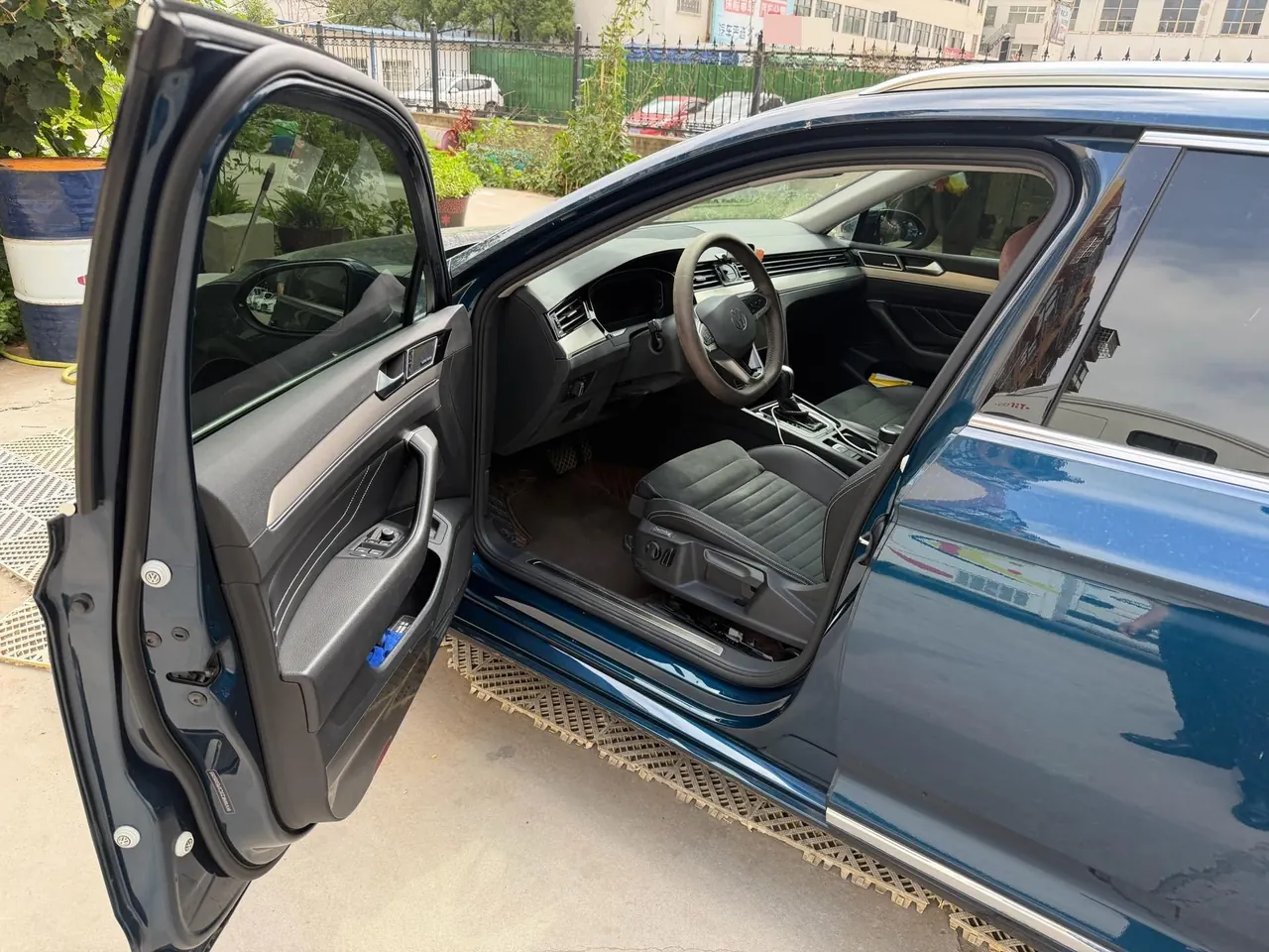 Volkswagen Weilan (Imported) 2021 Weilan 2.0TSI Free Edition Automatic Gear 4