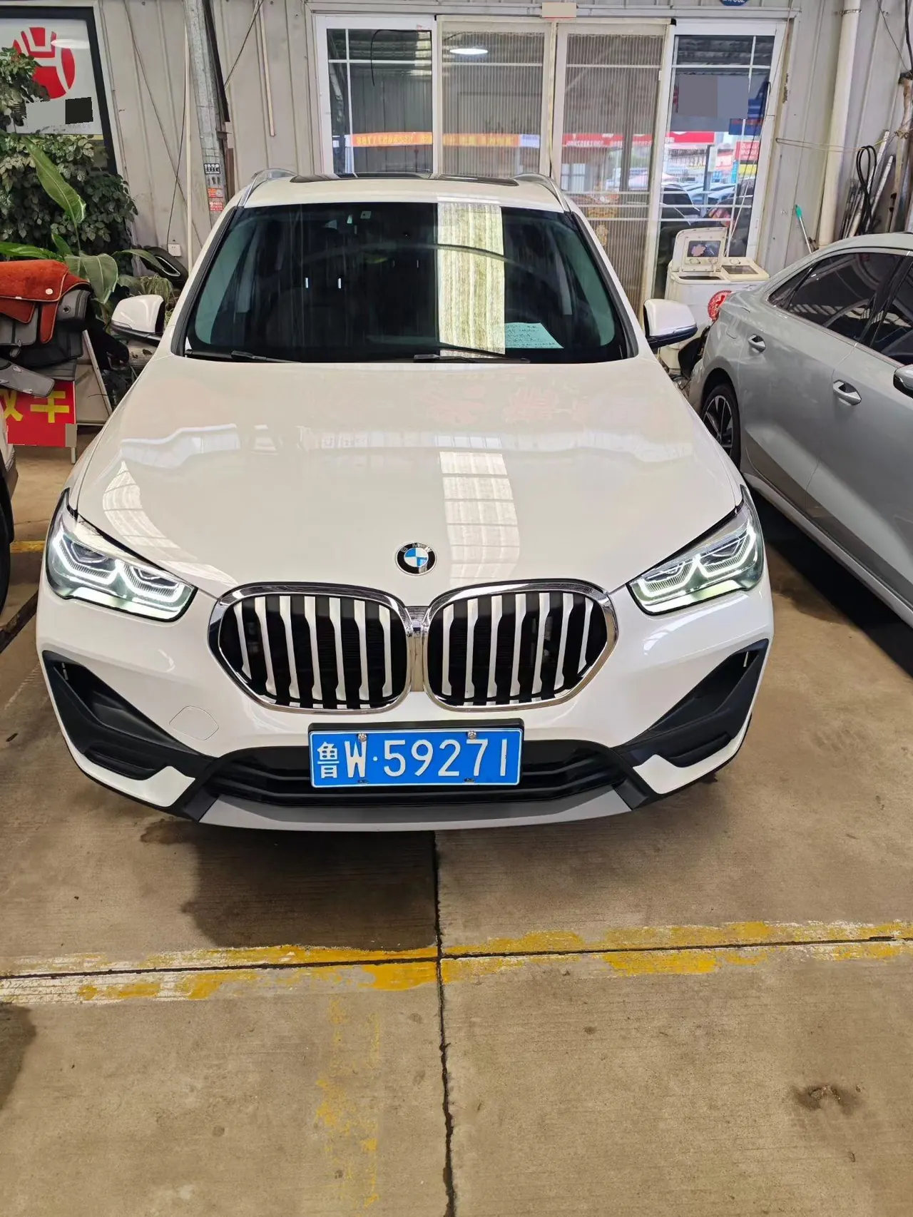 BMW 2020 X1 sDrive20Li 1.5T fashion automatic gear 2