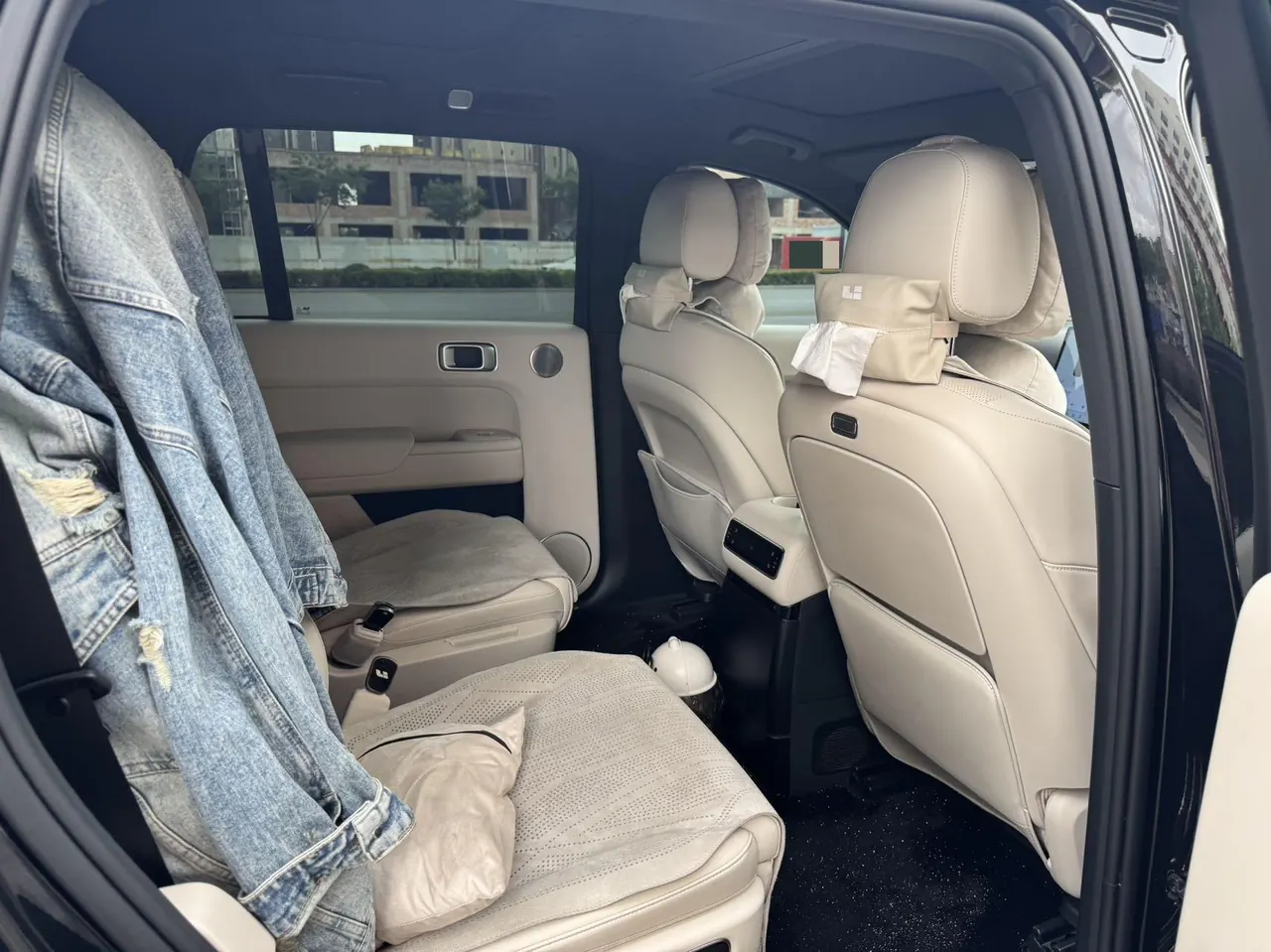 Li 2024 L9 Ultra automatic gear 4