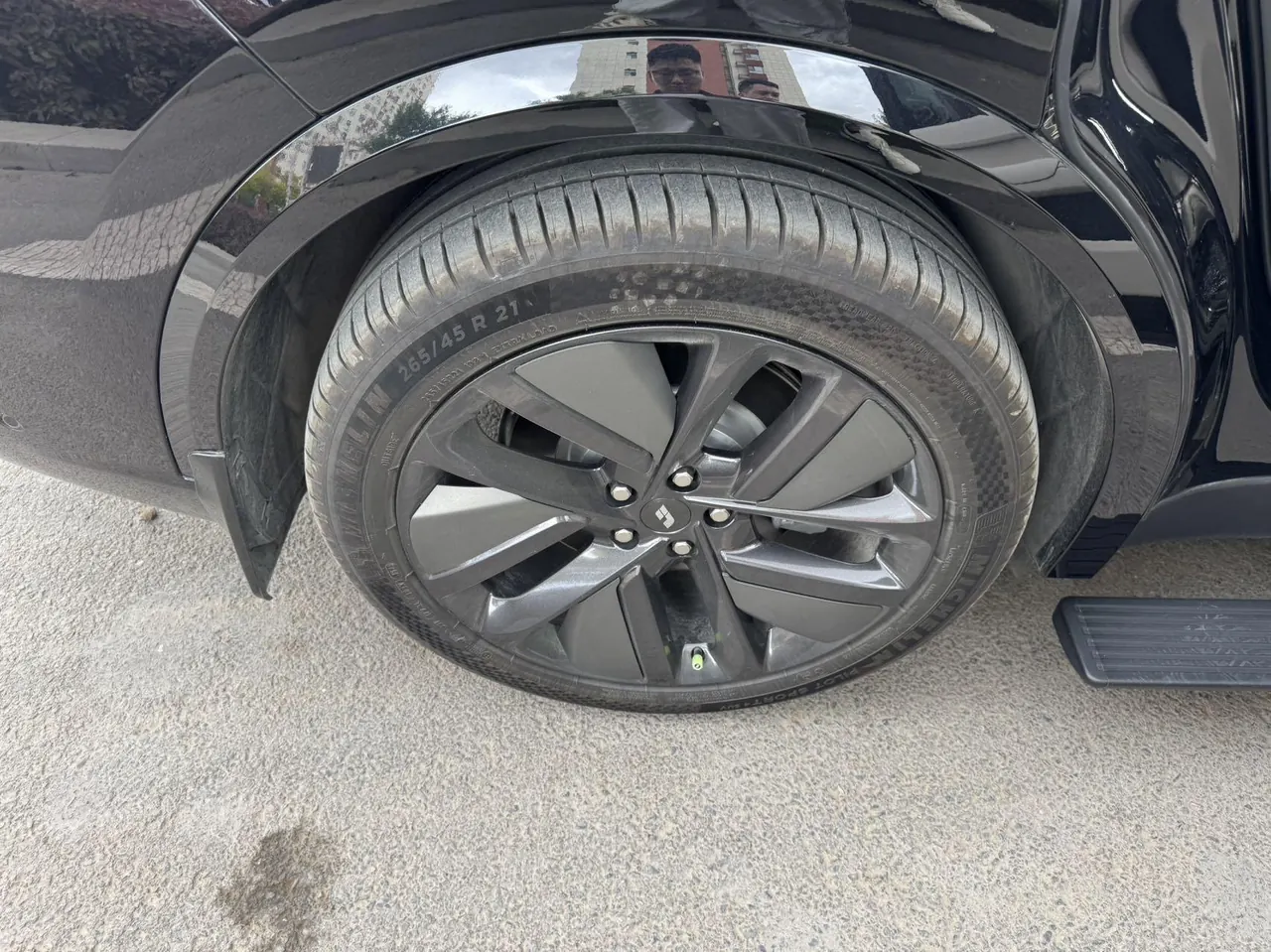Li 2024 L9 Ultra automatic gear 5