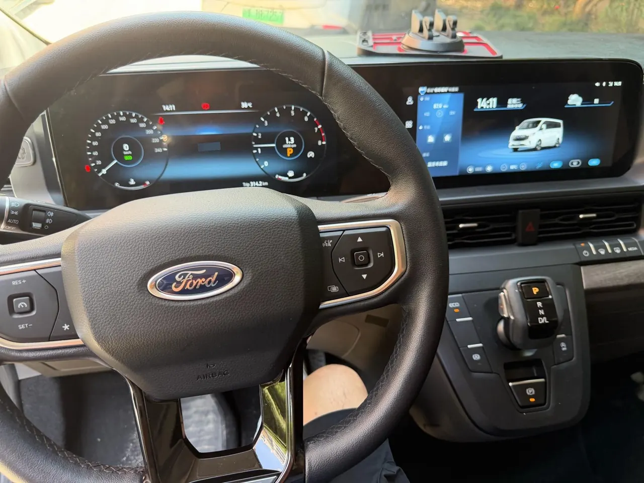 Ford 2020 Touruio 2.0T Business Class Edition Automatic Gear 6