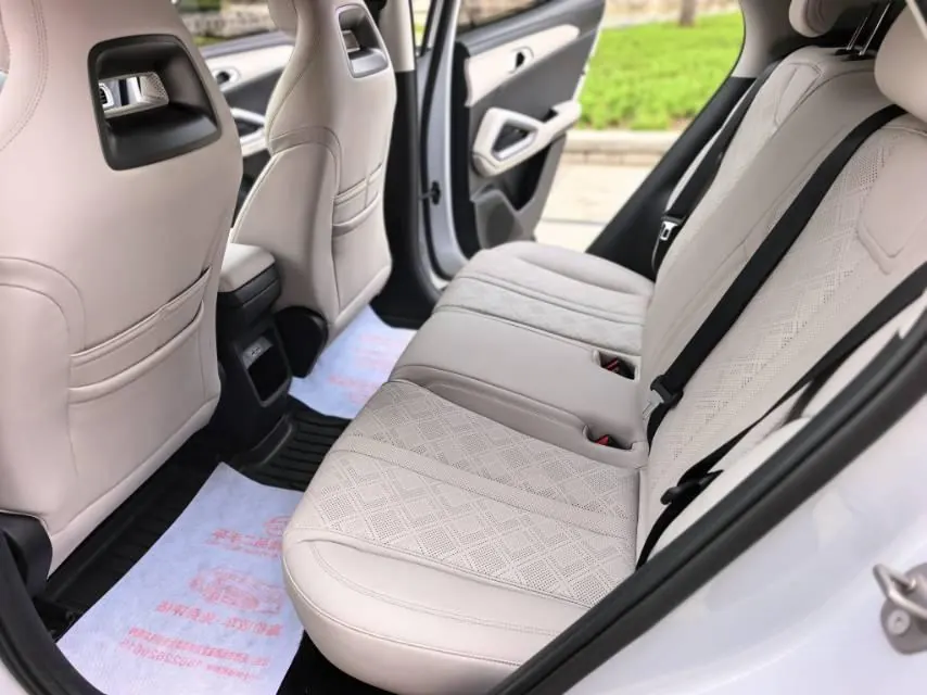 BYD 2024 Yuan UP 401KM Leading Automatic Gear 5