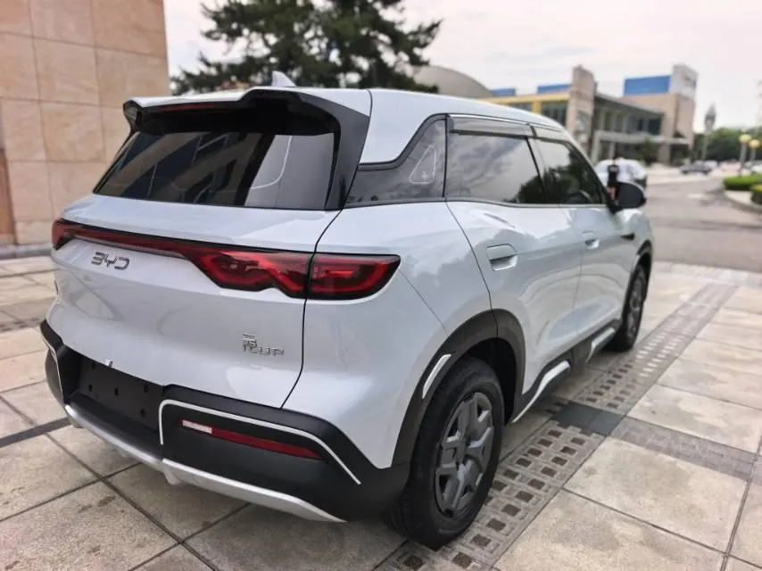 BYD 2024 Yuan UP 401KM Leading Automatic Gear 6