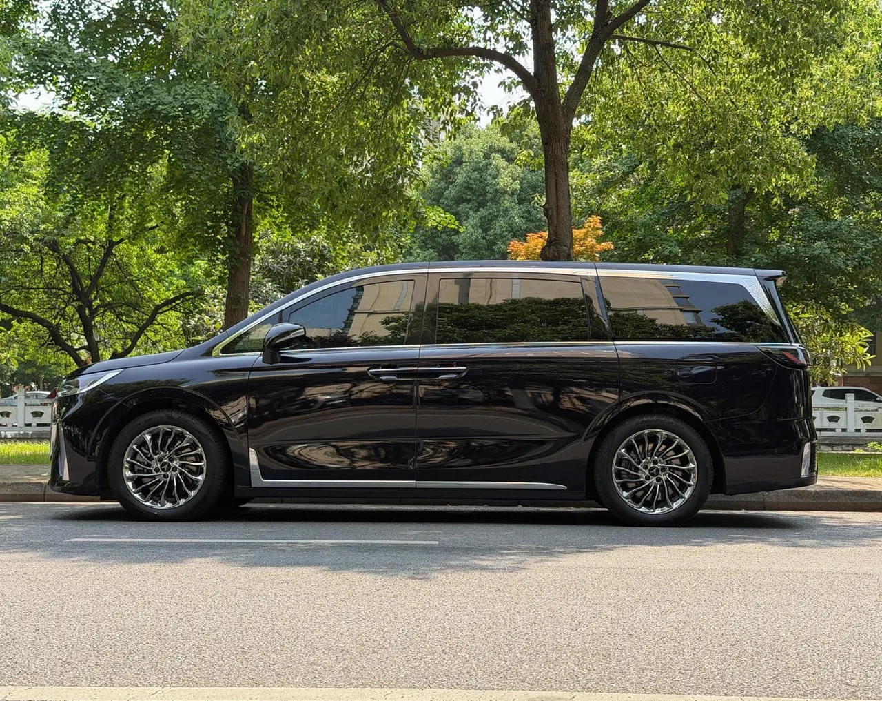 Voyah 2024 dreamers PHEV 1.5T long endurance flagship automatic gear 7