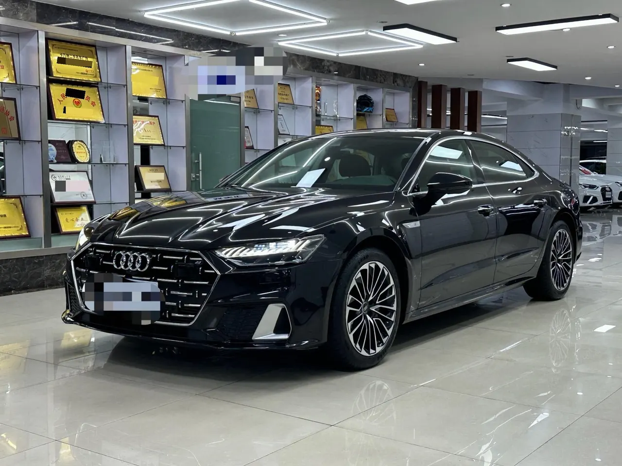 Audi 2024 A7L 2.0TFSI 45TFSI Luxury Automatic - View 1