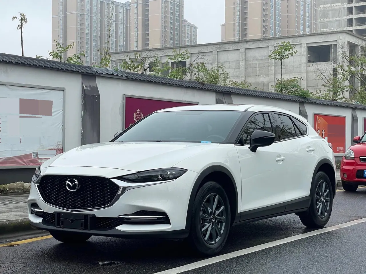 Open image lightbox: Mazda 2021 CX-4 100.00g Drive Blue Sky Vital Edition Automatic Gear