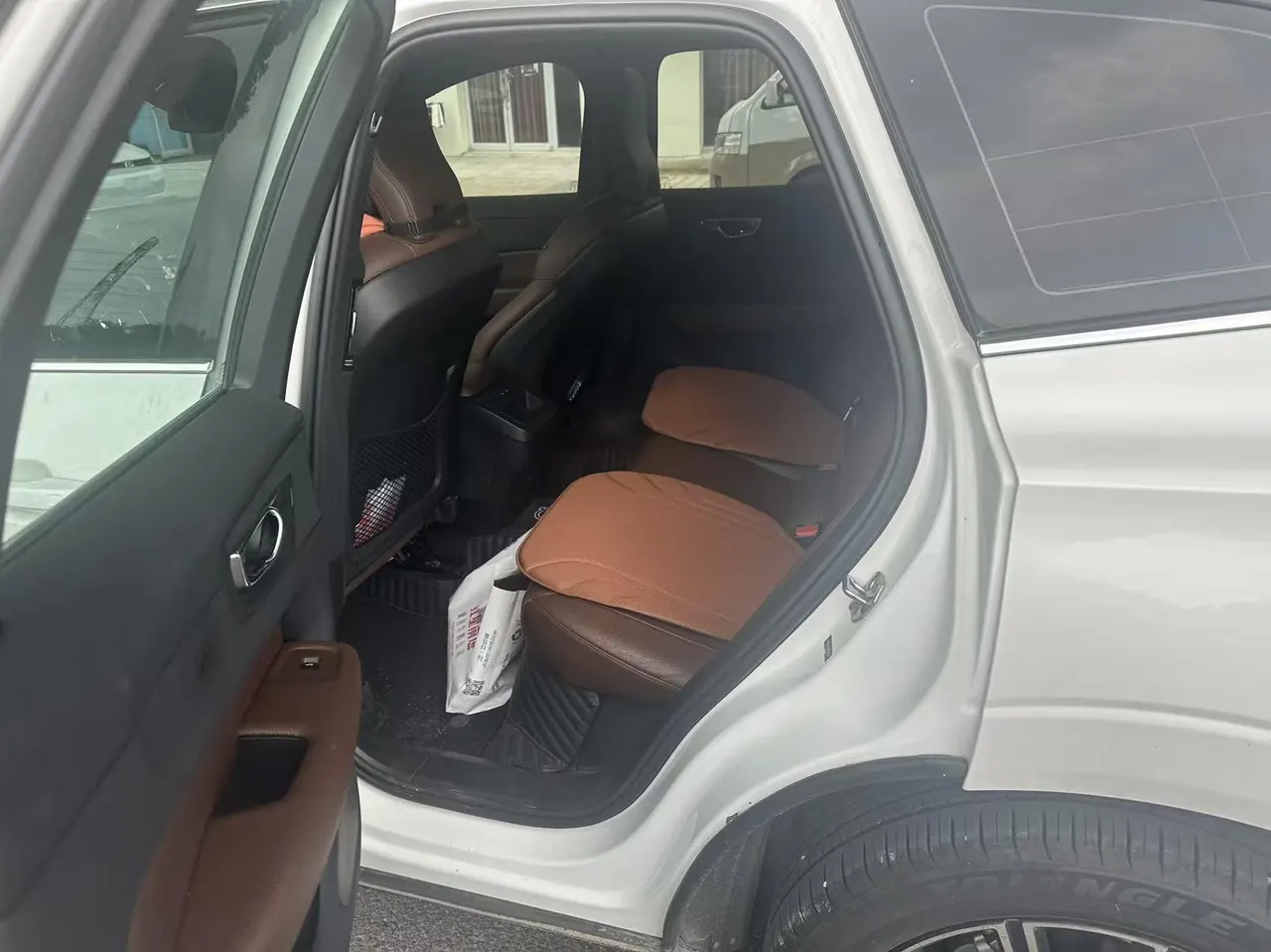 Volvo 2021 XC60 2.0T T5 4-wheel drive smart luxury automatic gear 4
