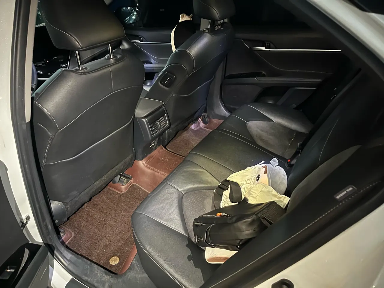 Toyota 2021 Camry 2.0S Stepless Front Edition Automatic Gear 5