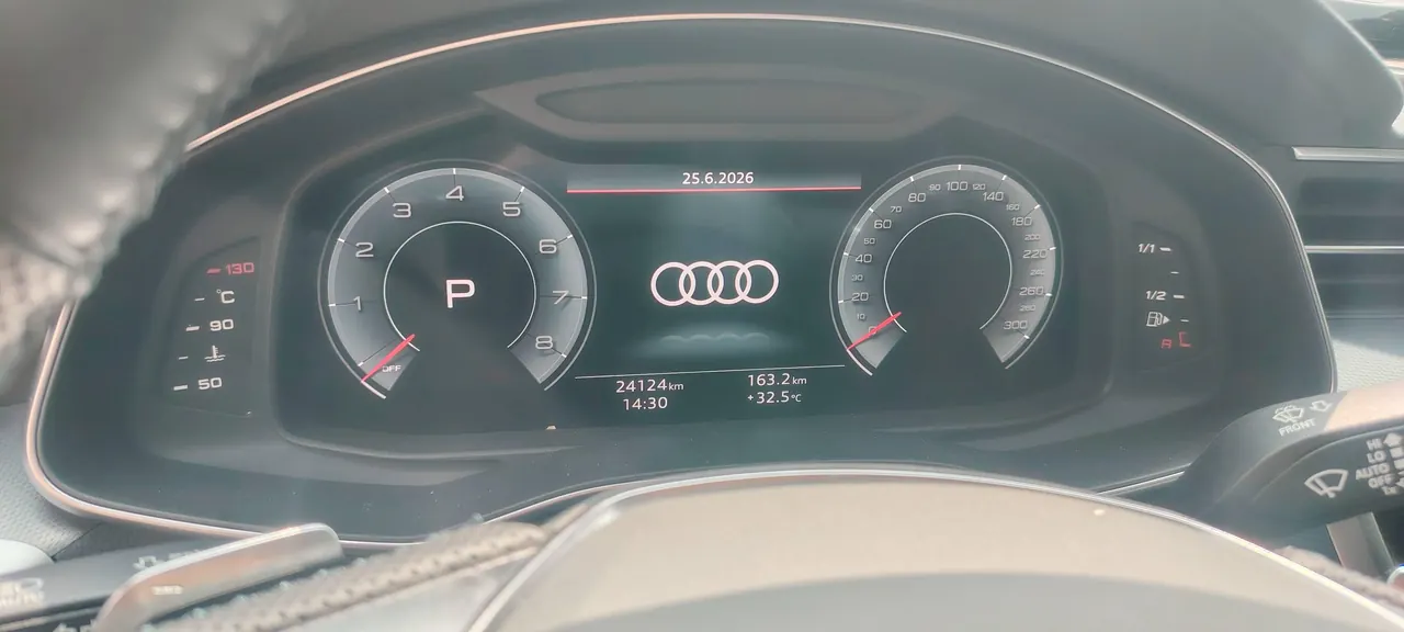 Audi 2024 A7L 2.0TFSI 45TFSI S-line Zhumeng Crystal Set Automatic Gear 9