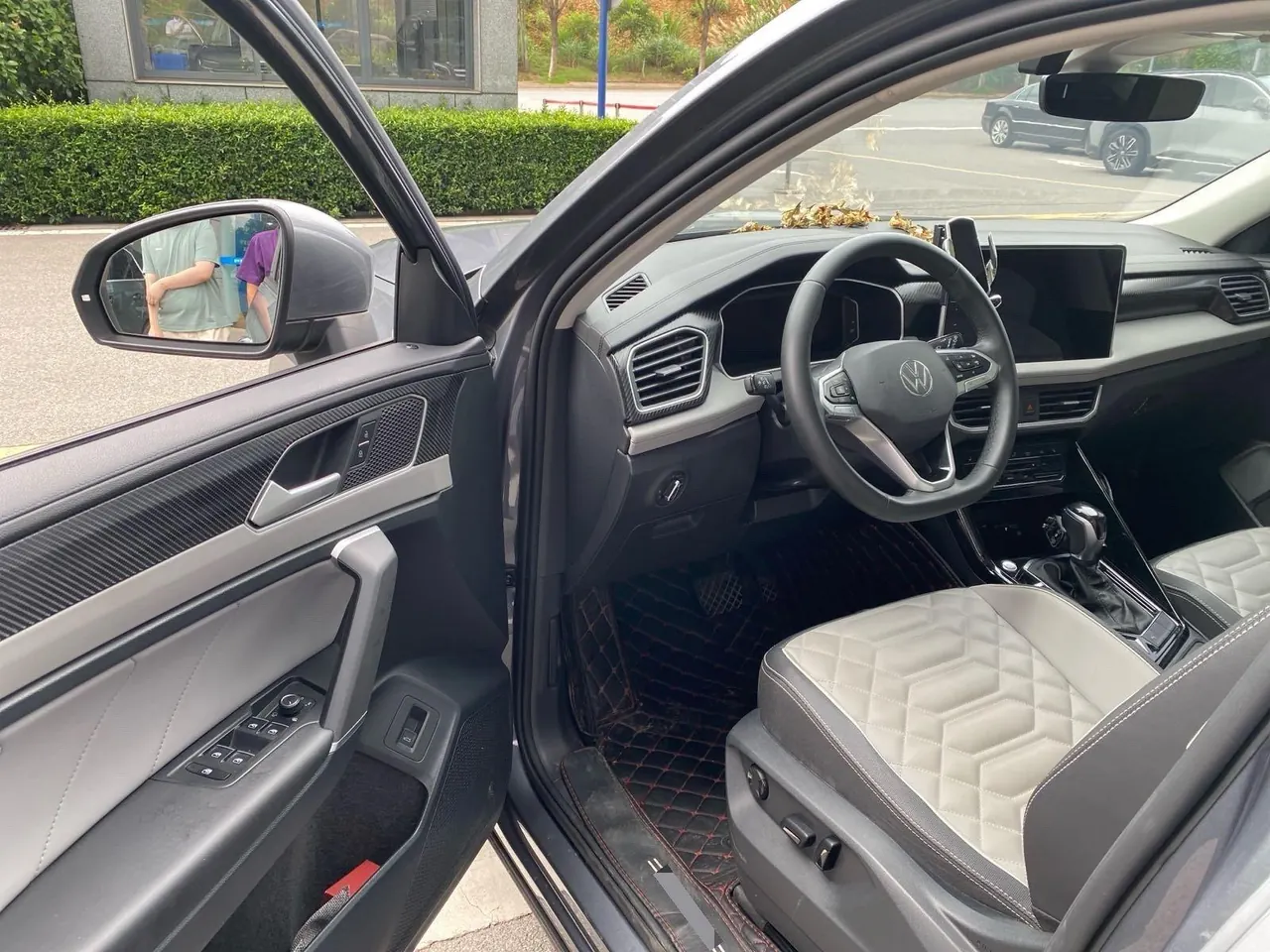 Volkswagen 2024 Tanyue 1.5TSI 300TSI Two-Drive Luxury Plus Advanced Edition Automatic Gear 2