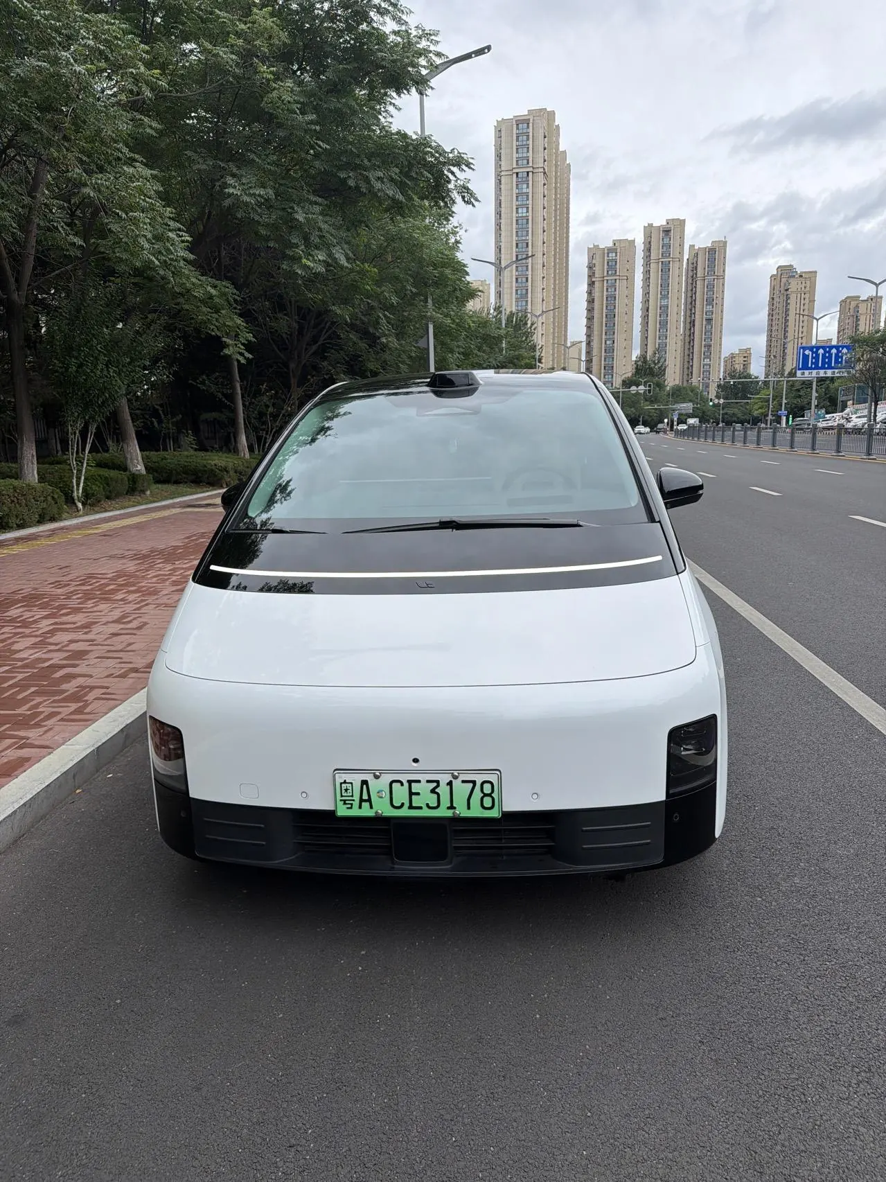 Li 2024 MEGA Ultra Automatic 2
