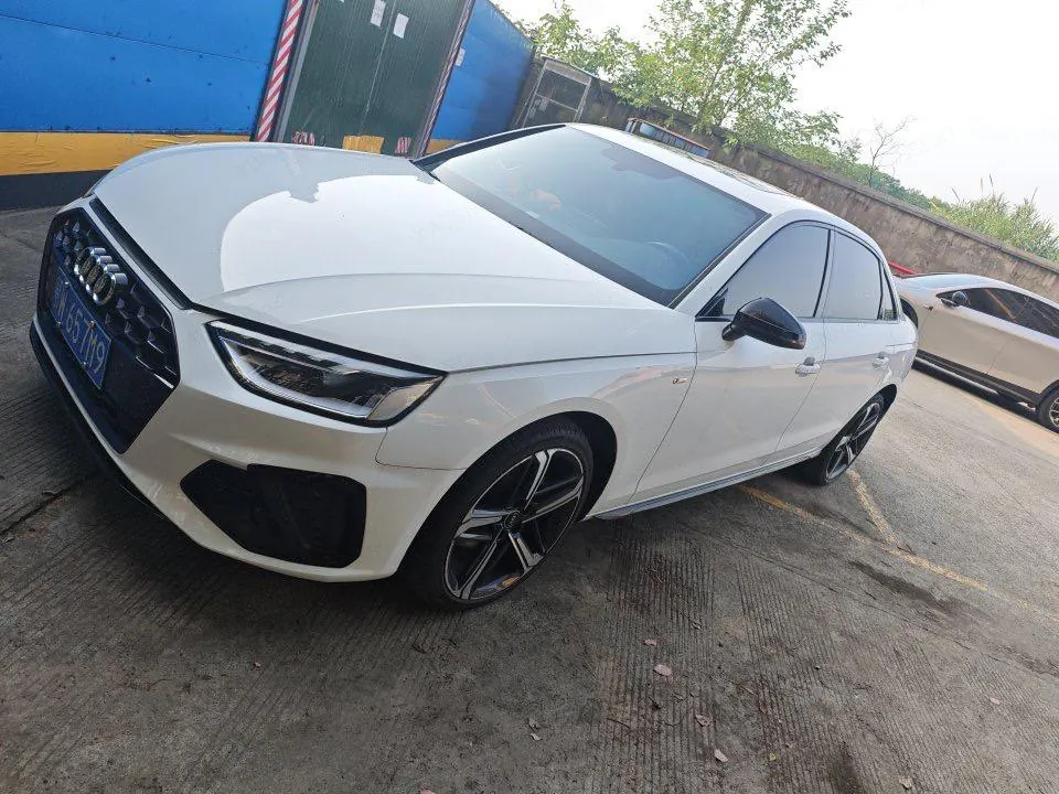 Audi 2024 A4L 2.0TFSI 40TFSI Deluxe Dynamic Automatic - View 1