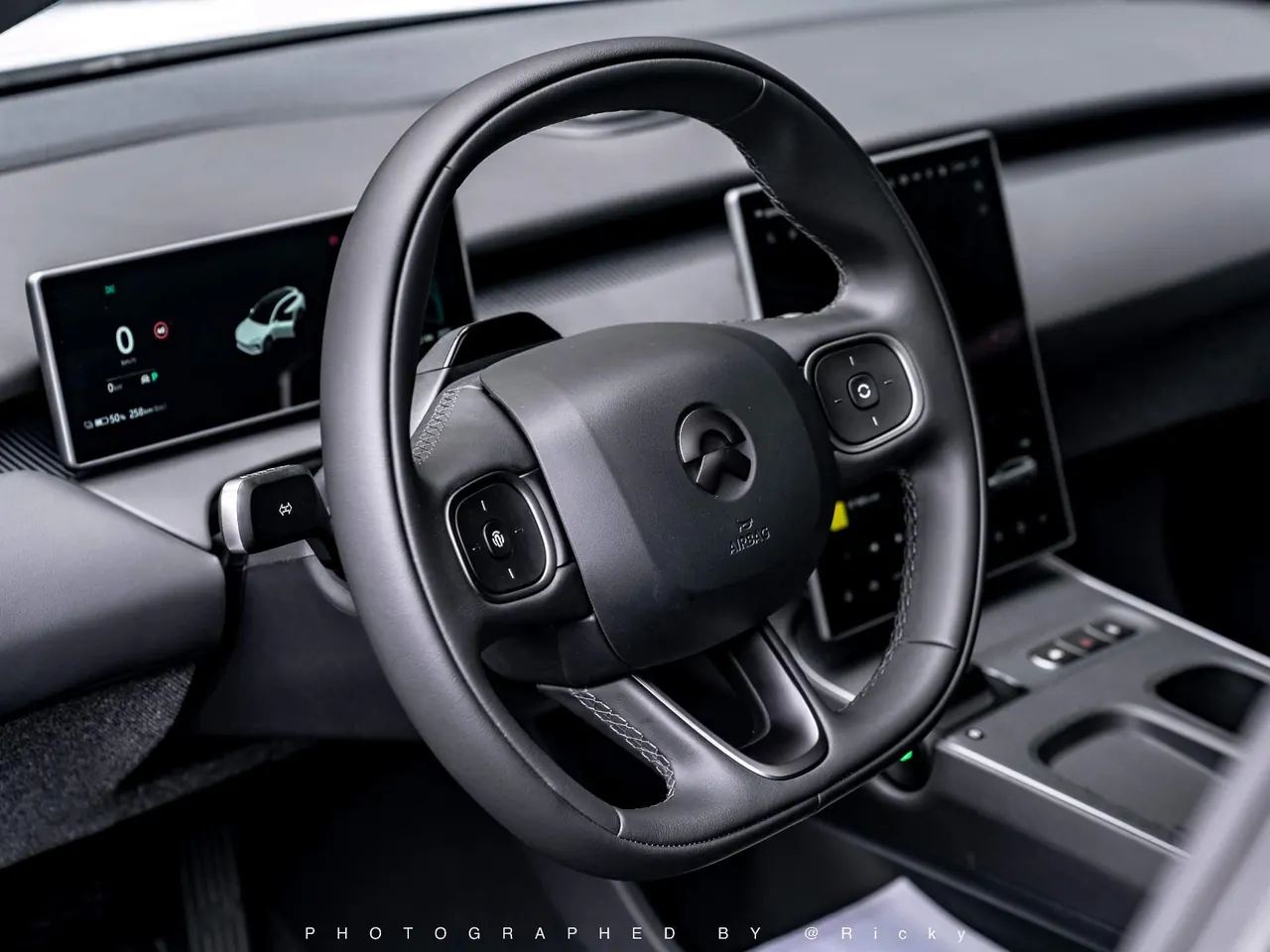 NIO 2024 ET5T 100kWh Touring automatic 4