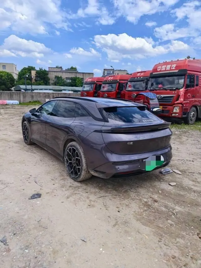 Zeekr 2025 Zeekr 007GT long endurance four-wheel drive intelligent driving version 100kWh automatic gear 9