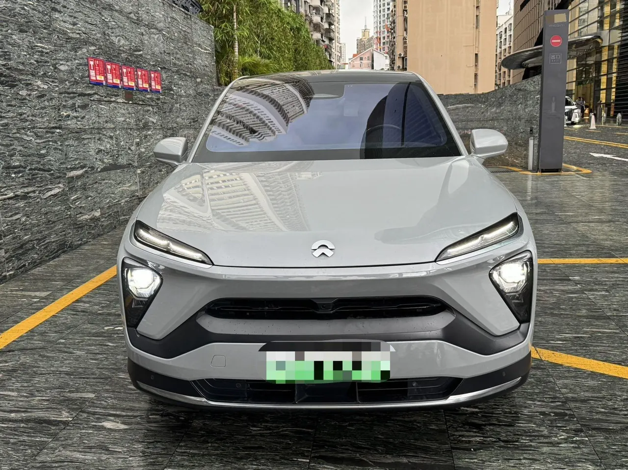 NIO 2020 EC 6 605KM Sports Edition Automatic Gear 2