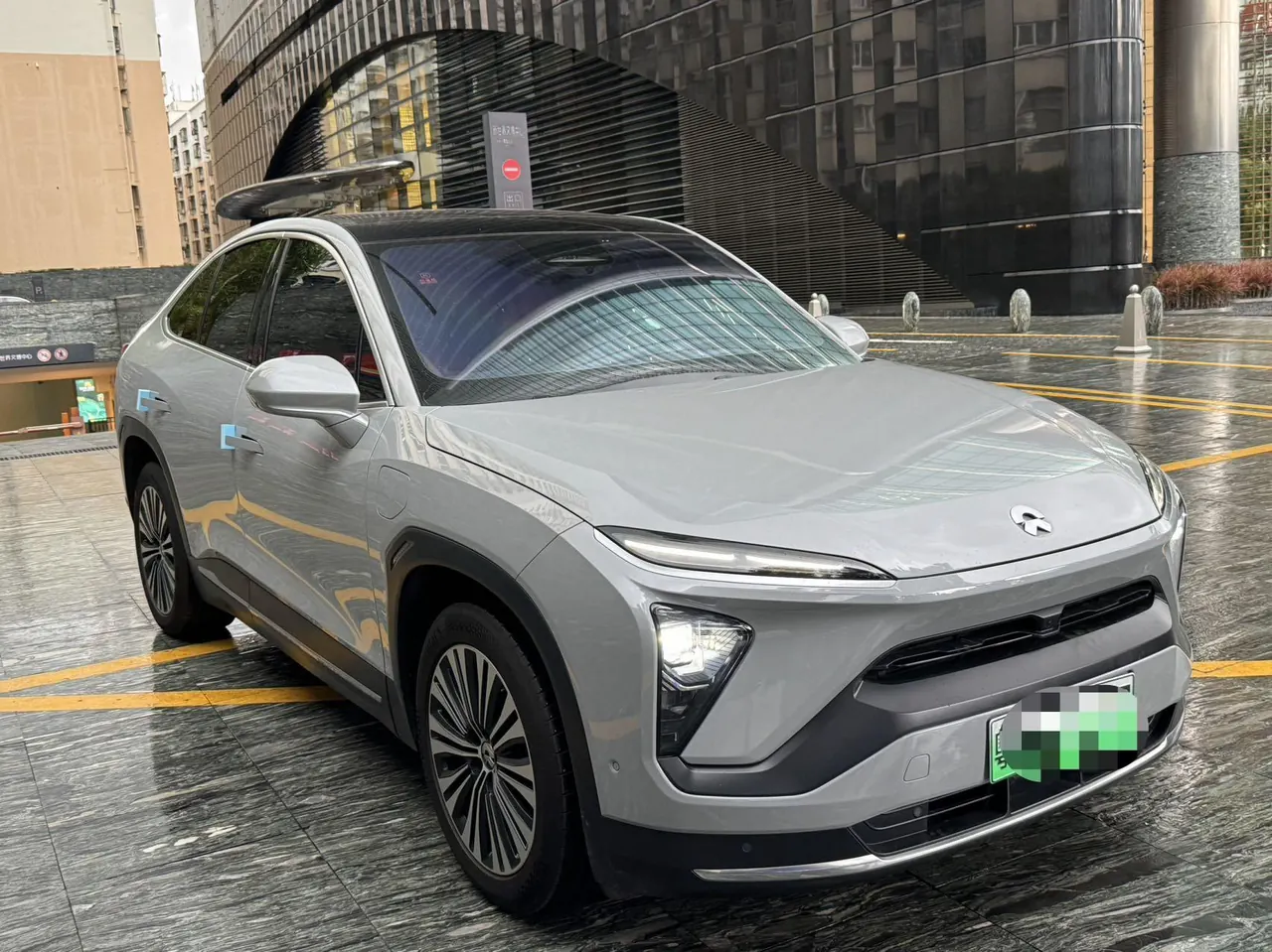NIO 2020 EC 6 605KM Sports Edition Automatic Gear 3