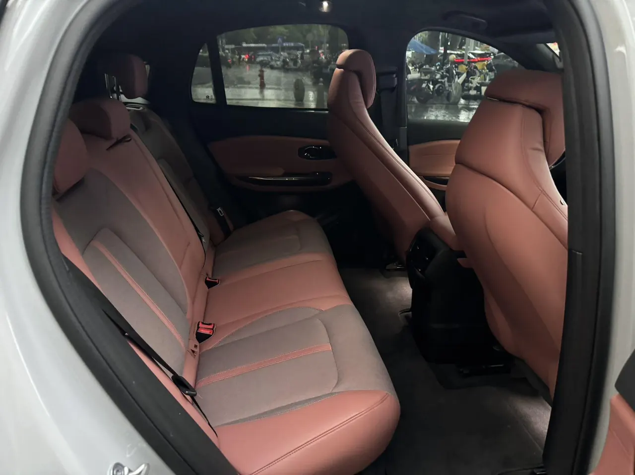 NIO 2020 EC 6 605KM Sports Edition Automatic Gear 9