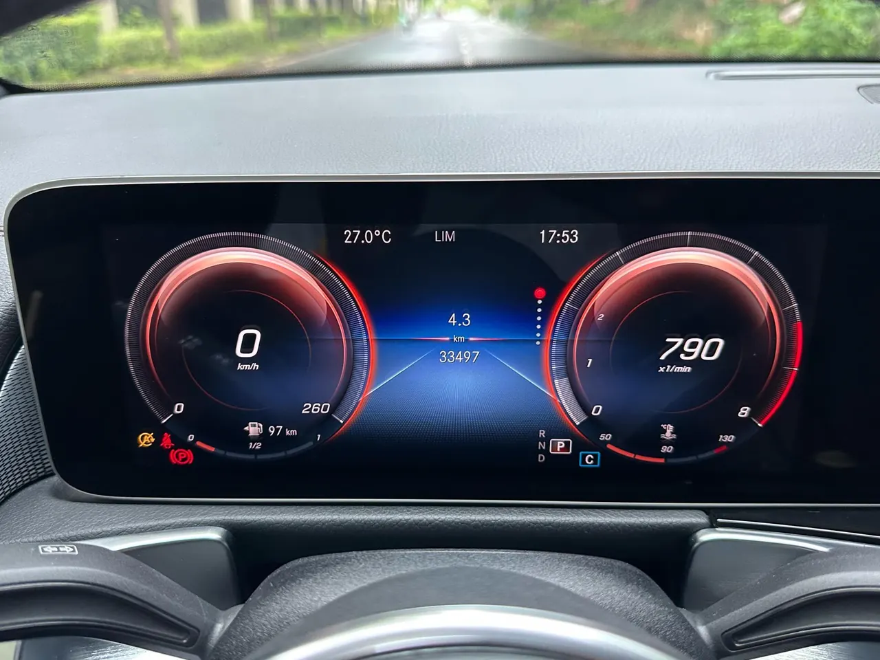 Mercedes Benz 2020 GLB 180 1.3T Fashion Automatic 16