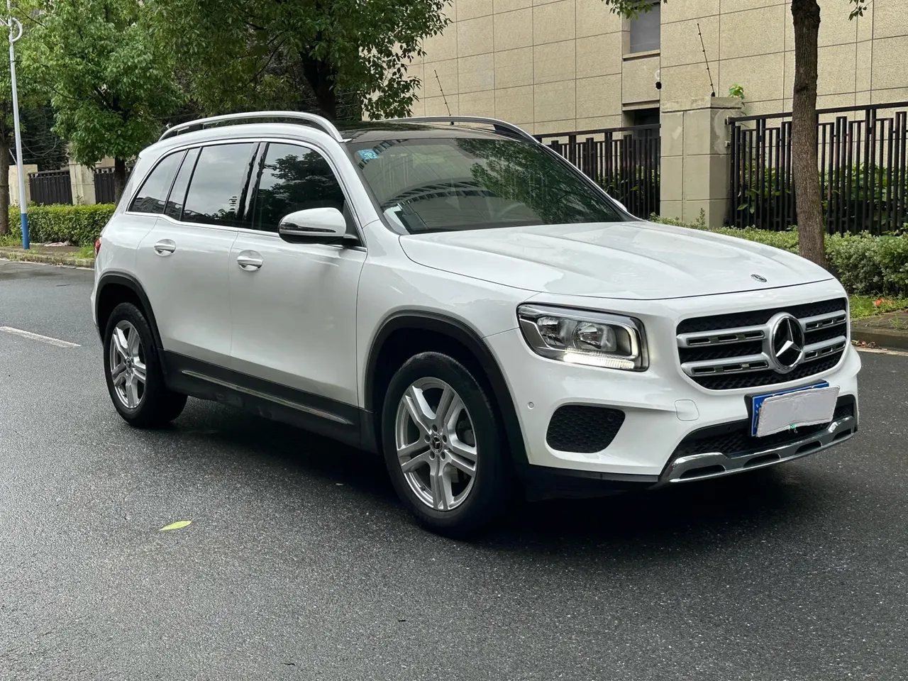 Mercedes Benz 2020 GLB 180 1.3T Fashion Automatic 3