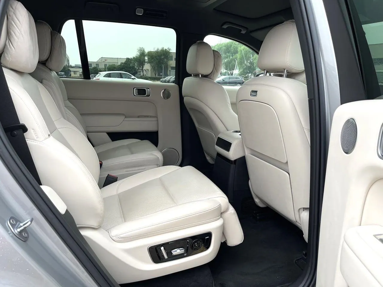 Li 2024 L9 Ultra automatic gear 8