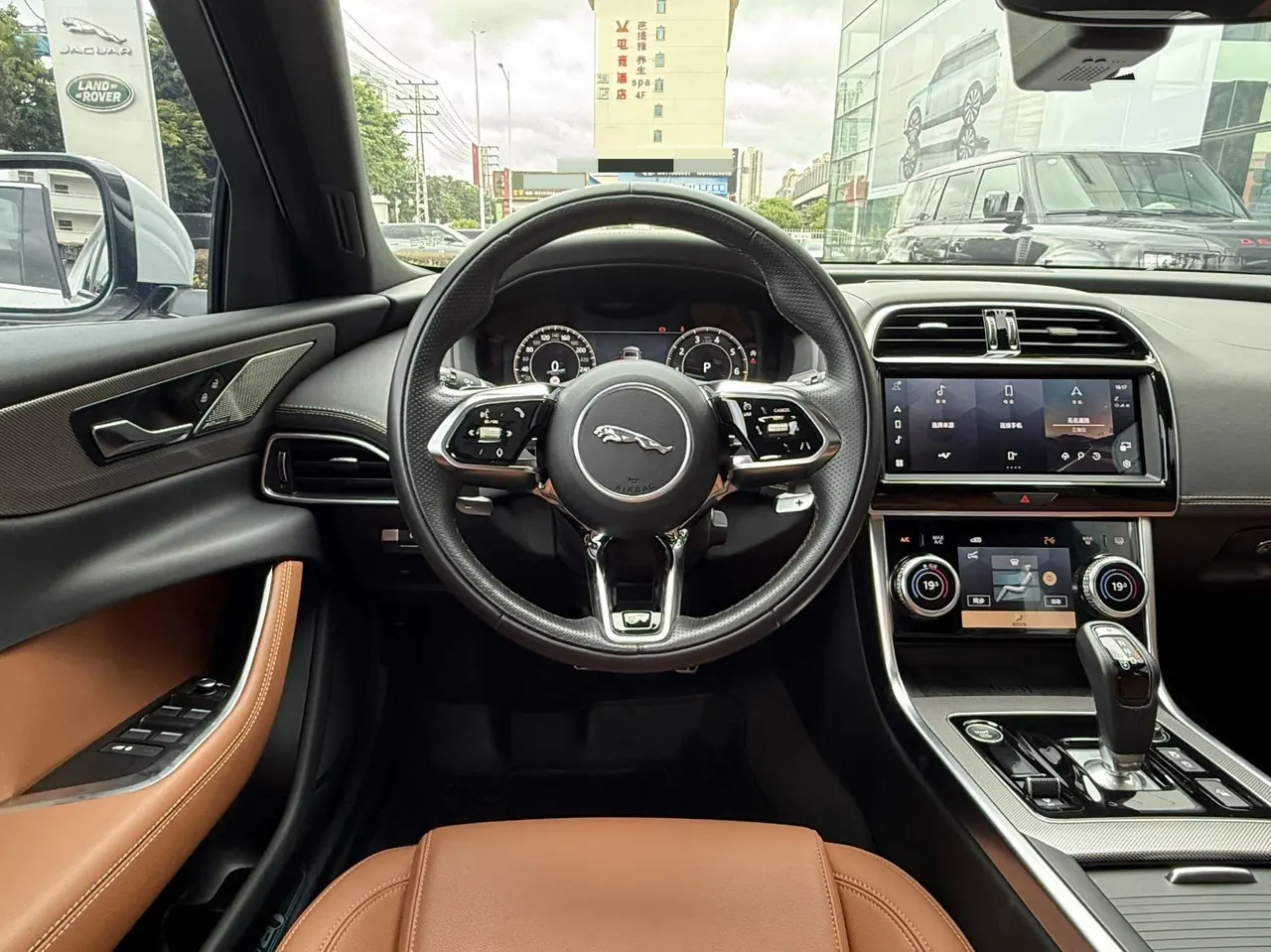 Jaguar 2024 XEL 2.0T 250PS R-DYNAMIC S Enterprising Sports Edition Automatic Gear 5