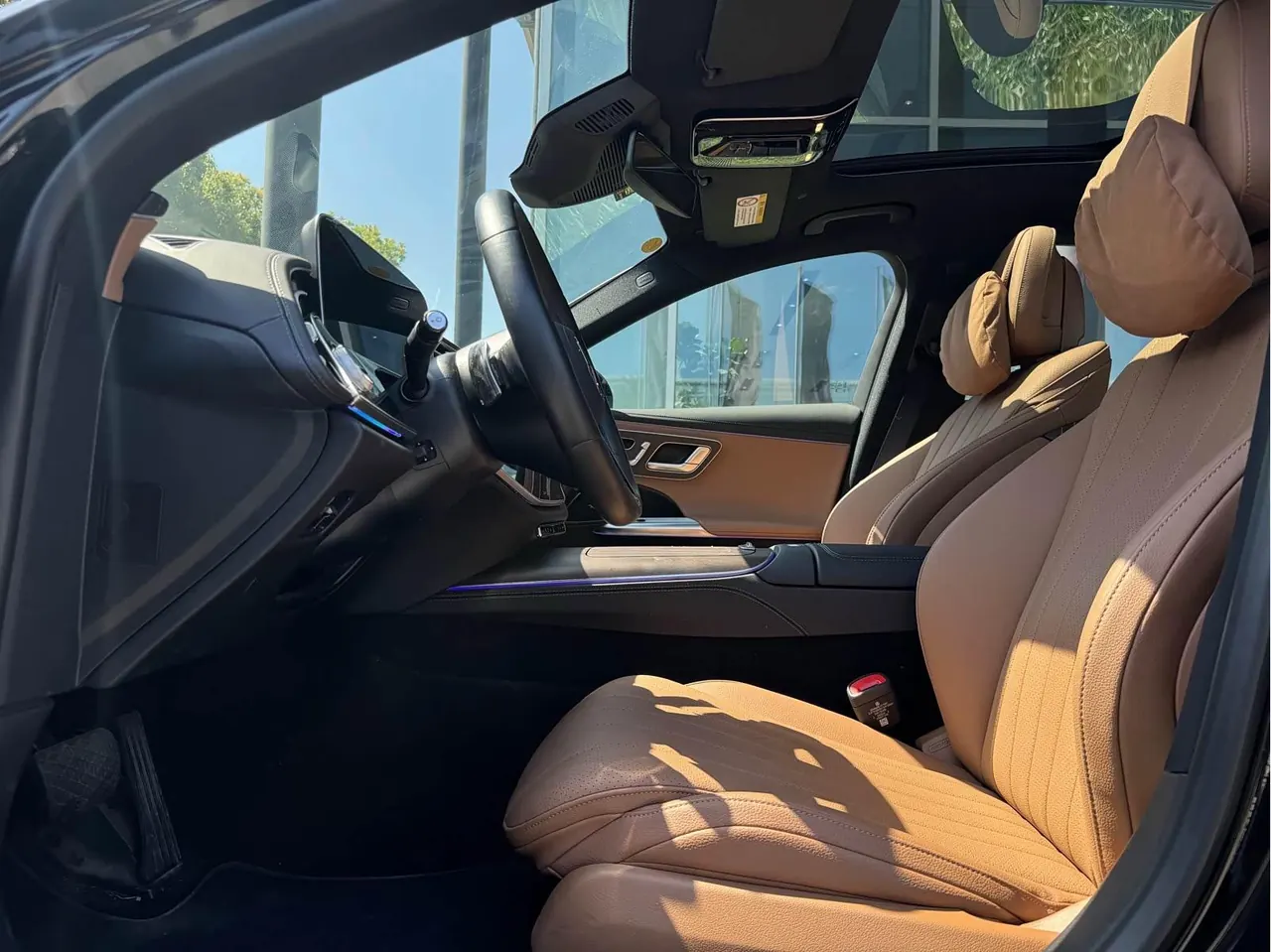Mercedes Benz Class E New Energy 2024 E 350 e L 2.0T Automatic Gear 5