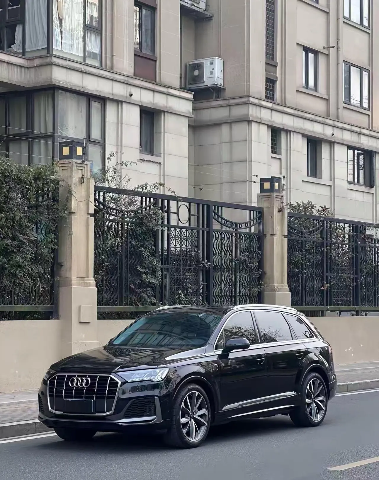 Audi Q7 (Imported) 2021 Q7 48V 3.0TFSI 55TFSI Quattro S line Sports Automatic - View 1