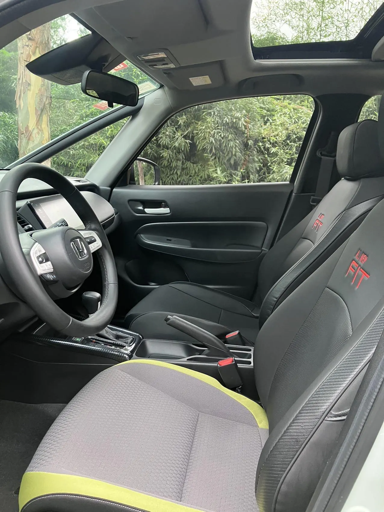 Honda 2021 Fit 1.5 Stepless Tide Max Edition Automatic Gear 6