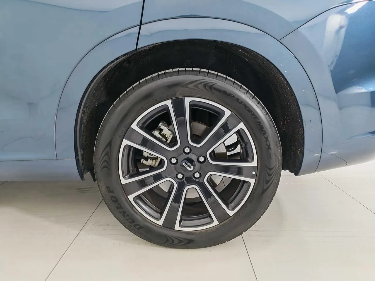 AITO 2024 AITO M7 Smart Drive Rear Drive Ultra Edition 5-seat Automatic Gear 17
