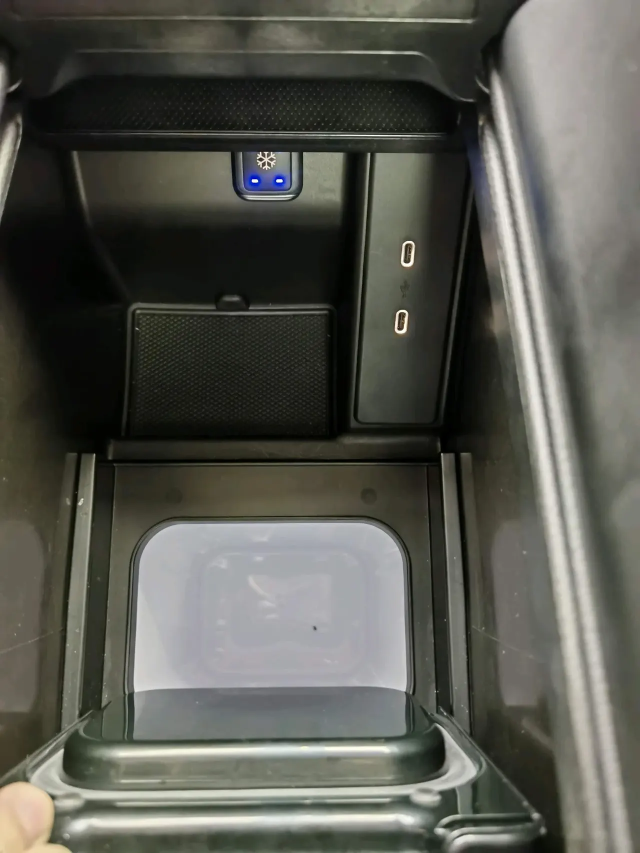 Mercedes Benz V 2024V 300 48V 2.0T Premium Edition Automatic Gear 13