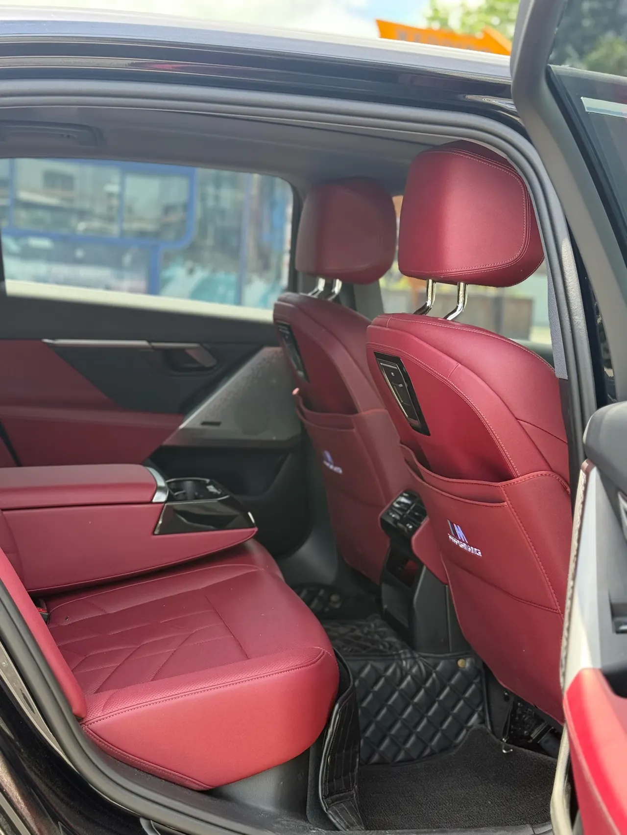 BMW 5 Series 2024 model 530Li 48V 2.0T Leading Edition M Sport Package Automatic 6