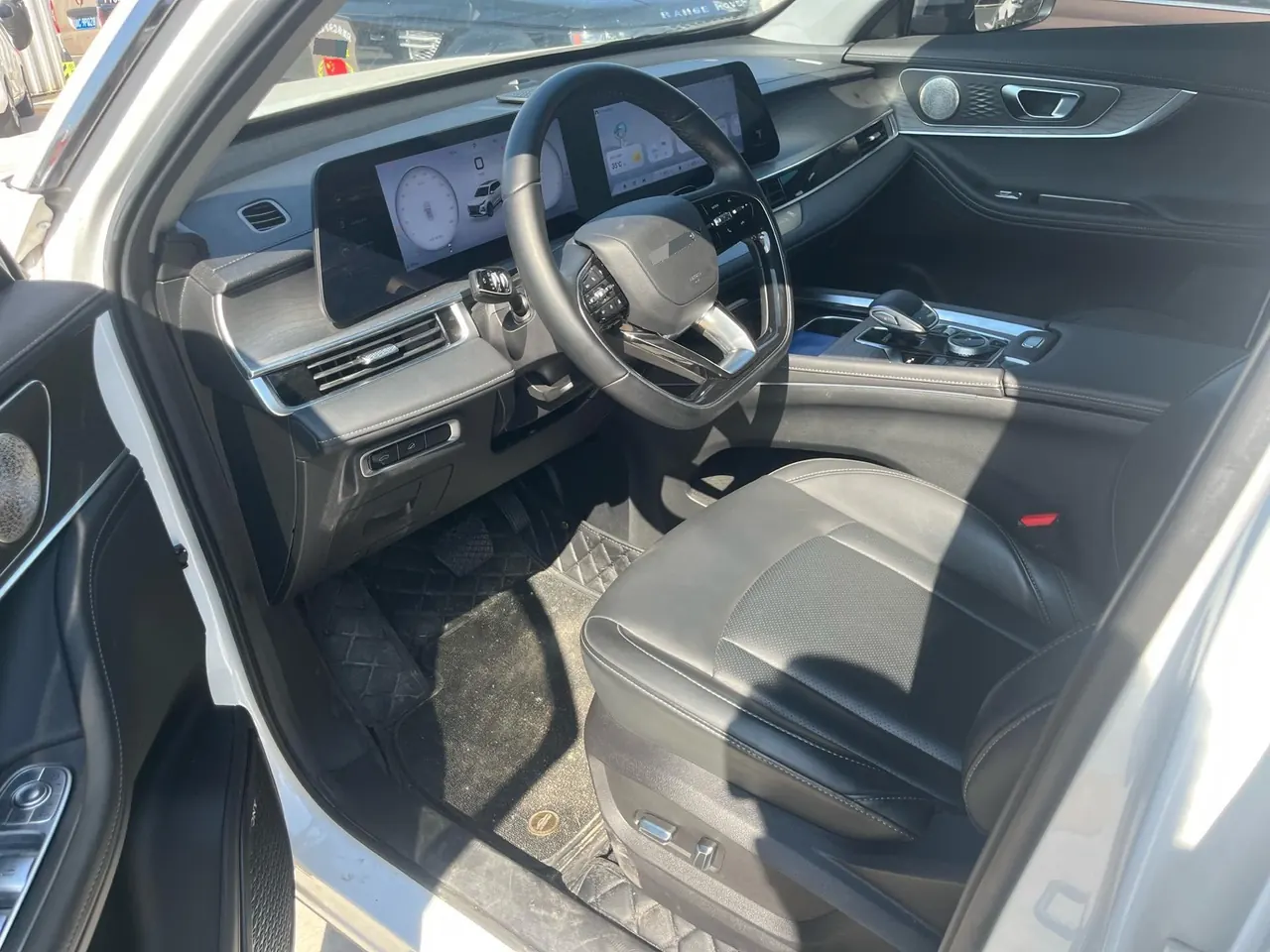 Chery 2024 Ruihu 8 PRO 1.6T 290T Champion Edition Two-wheel Drive Shining Edition 5-seat Automatic Gear 3