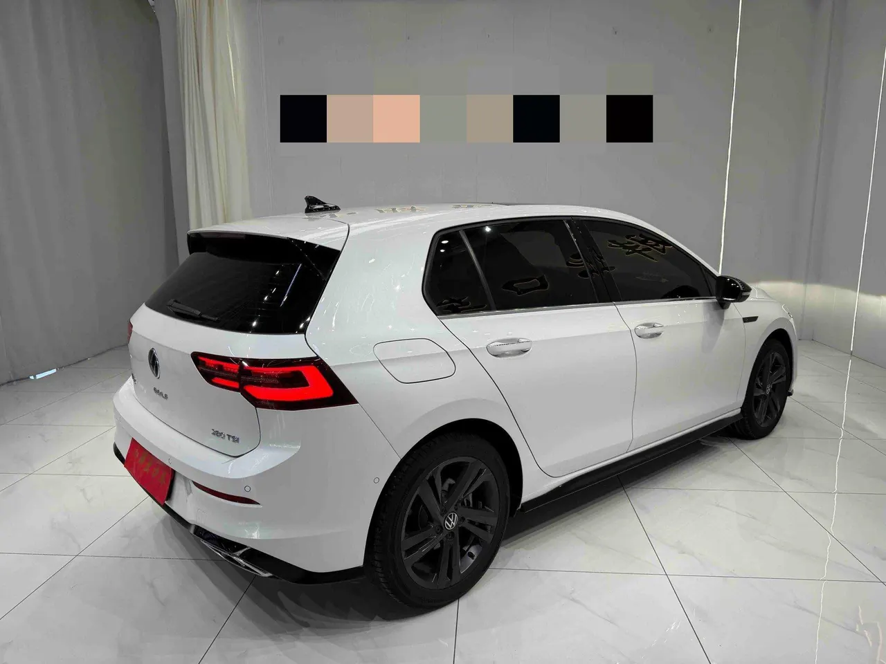 Volkswagen 2021 Golf 8 R-Line 1.4TSI 280TSI Automatic 4