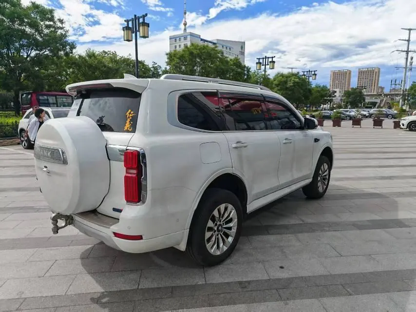 Tank 500 New Energy 2026 Model Tank 500 Hi4-T 2.0T Smart Enjoyment Version Automatic Transmission 8