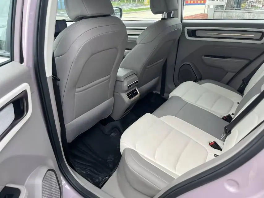 Geely 2026 model Icon 1.5TD Chocolate Elegant Edition, automatic transmission 8