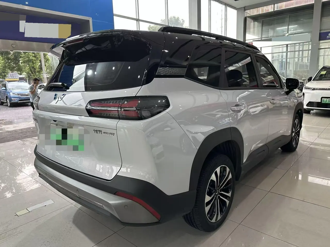 WuLing 2026 Starlight 560 500km Luxury Automatic Gear 6