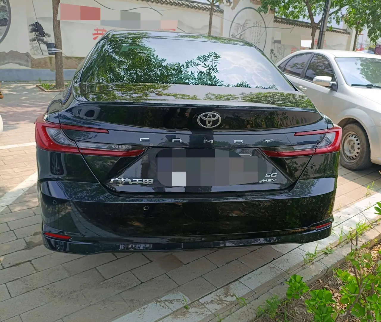 Toyota 2024 Camry Dual Engine 2.5HG Stepless Premium Edition Automatic Gear 5