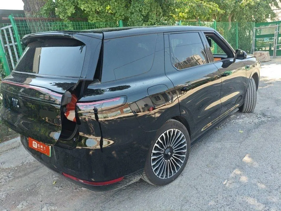 IM 2026 IM LS8 52 Max Luxury Six-seat Automatic Gear 3
